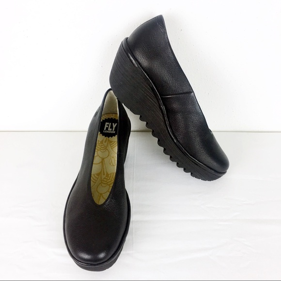 Fly London Shoes - Fly London Yaz Size 39 Black Wedge Shoes